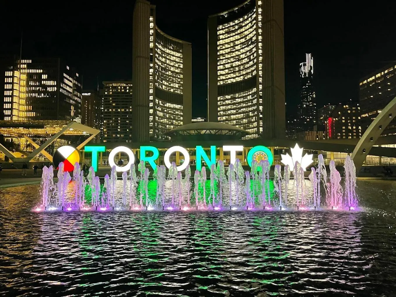 Central Toronto Economical Stay-Stress Free Checkin contacts